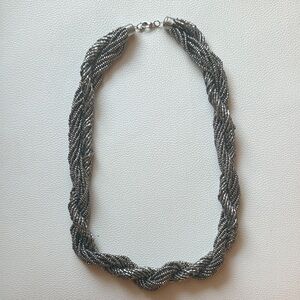 Elegant Silver Twisted Necklace